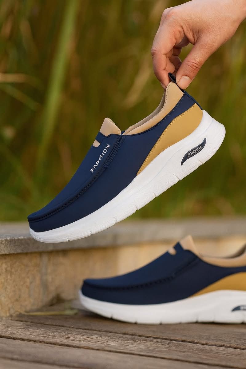 Men’s Casual Slip-On Shoes – Lightweight & Comfortable