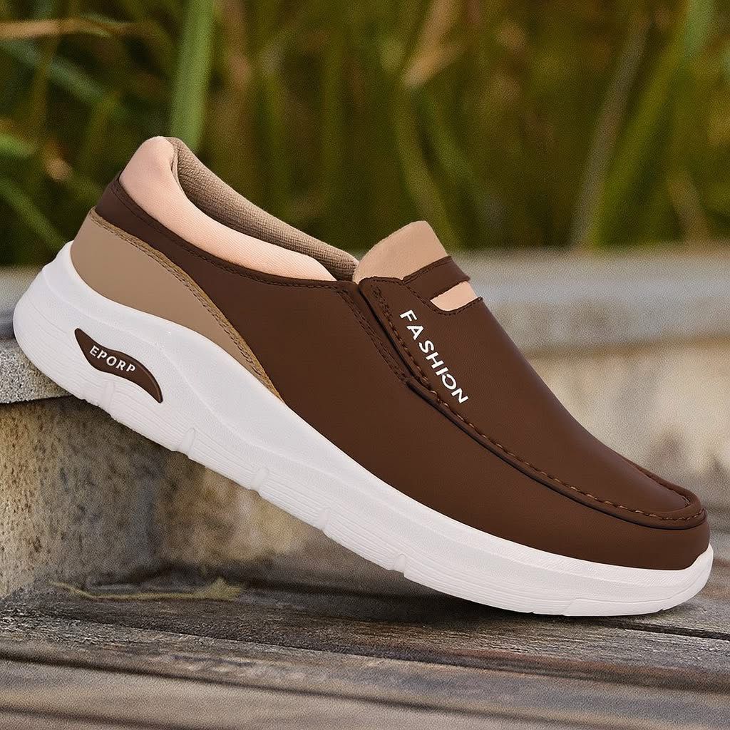 Men’s Casual Slip-On Shoes – Lightweight & Comfortable