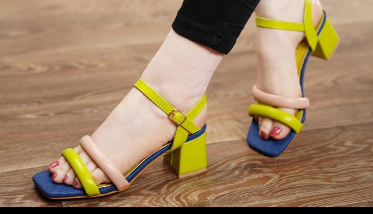 Women Heel Sandal – Color Mix Model